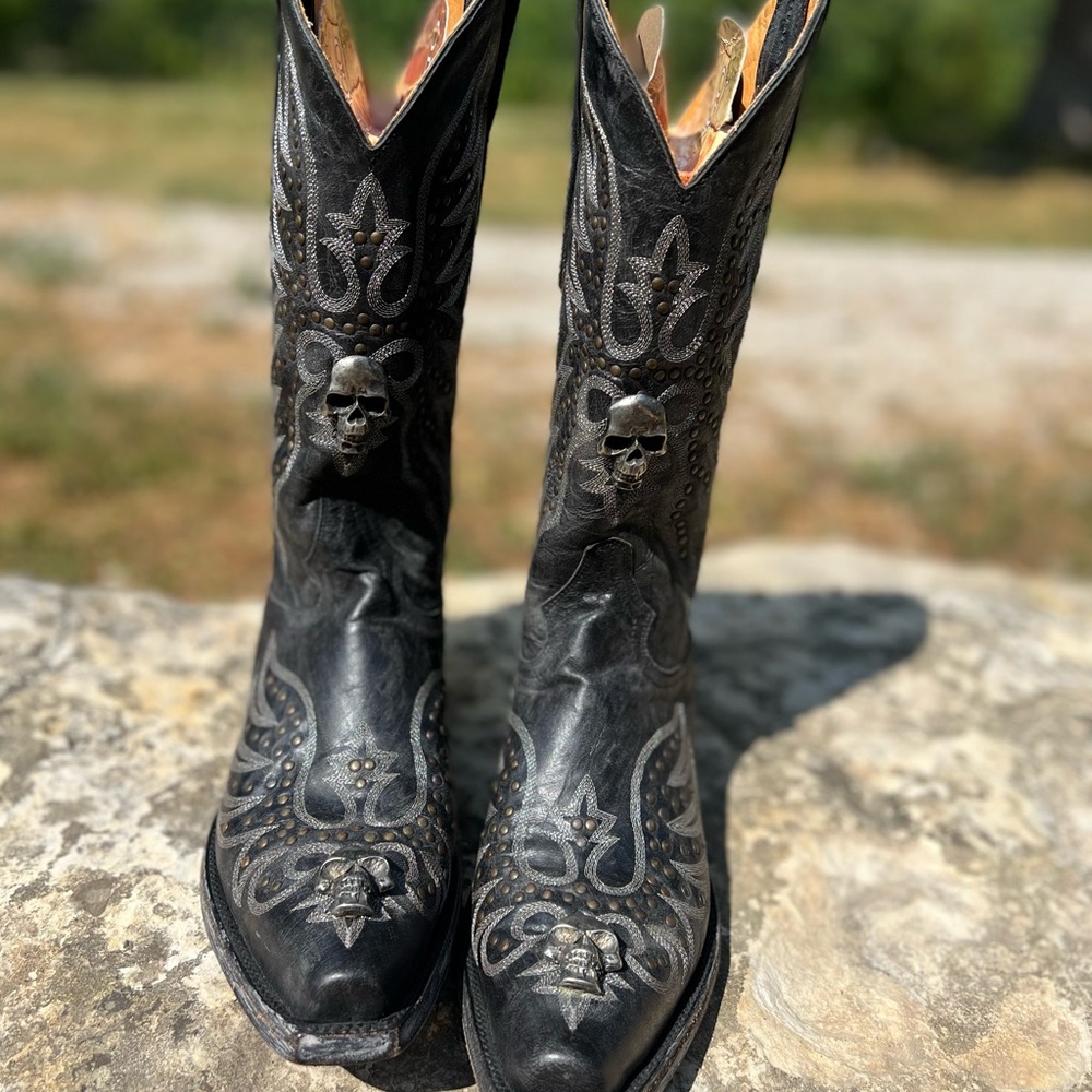 Old Gringo Boots - style Hitchcock w/ Sculls